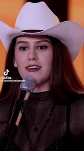 Brenda Loyola Oficial