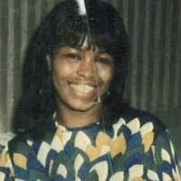 Esther Wynn's Instagram, Twitter & Facebook