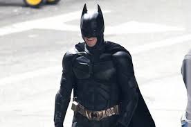 Batman begins del 2005 e il cavaliere oscuro del 2008. Il Cavaliere Oscuro Il Ritorno Foto Dal Set Con Batman E Catwoman Il Cinemaniaco