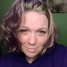 Leah Squires (@leah_squires)