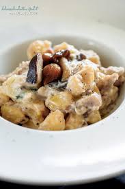 Gherigli di noce g 60; Gnocchi Con Crema Di Castagne Funghi E Gorgonzola Dolcezze Di Valentina