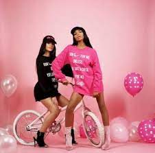 With clipping, this is where the black clothes loose the depth and details. Birthday Photoshoot Black Girl 16th 23 Super Ideas Birthday Photoshoot Friend Photoshoot 21st Birthday Photoshoot