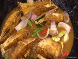 Masukkan 3 sudu taucu ke dalam tumisan. Resepi Masak Taucu Ikan Ayam Sheila Rusly Kongsi Hidangan Kegemaran Suami Ketika Berbuka Sentiasa Panas