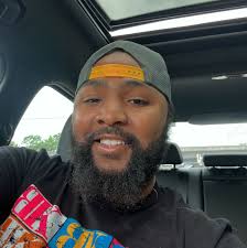 Artia Pointer : https://thegeorgiagazette.com/cobb/artia-pointer-2/