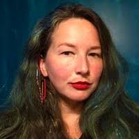 Karissa Lowe's Instagram, Twitter & Facebook