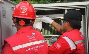 Untuk di papua, indihome telah memiliki 47.000 sambungan layanan serta di papua barat dengan inovasi tiada henti, telkom indonesia menghadirkan indihome untuk menemani keluarga indonesia. Sambut Jaringan 5g Telkom Gelar Kabel Optik Hingga Ke Pelosok Monitor