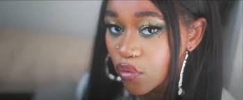 Georg' Estelle Music Artist