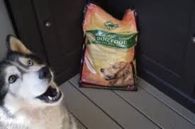 Does anyone know whether tlc dog food is economical compared to the competition? 10 Things I Love About Tlc Pet Food Food Animals Pet Food Store Dog Food Recipes
