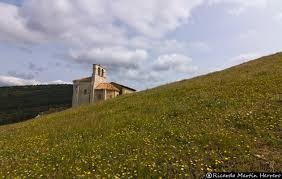 Fotografías de ermita de san pantaleón de losa. San Pantaleon De Losa Romanico De Las Merindades