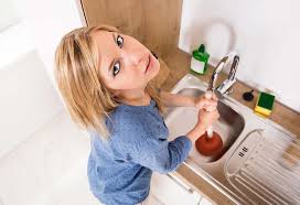 Well, we all agree that bathroom sinks can be clogged with hair but why does water stop draining when we are scrubbing and washing the dishes? How To Clean A Kitchen Sink Keep It Shiny
