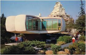 A staple inside most homes is an internal server known as the motherhen which runs the house by connecting everything from beds and wardrobes to one central technology system. Will We Ever Live In The Homes Of The Future European Springs