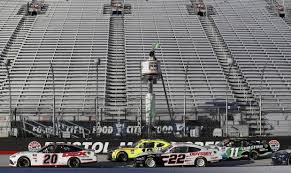 It's nascar race night at atlanta motor speedway and we've got the actual race start time, the starting lineup and some other facts about tonight's race for you below. Nascar Wants 30 000 Fans At July All Star Race In Tennessee