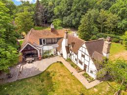 Name Stanyards Cottage In London By Alter Company En 2020 Maison Traditionnelle Maison Moderne