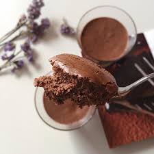 Dear Fatiha Blogger On Instagram Mousse Au Chocolat A Ma Facon Sans Sucre 150 Gr De Chocolat Ambassadeur Noir 4 œufs 1 Pi Desserts Food Ice Cream