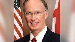 Alabama governor resigns after plea deal