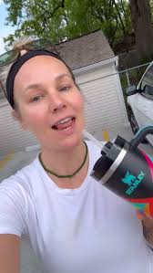 Wanna take a self care moment with me? Let’s go to @hydeparkwellness and  get the 90min Dermaplane Facial Ultimate 😎 It’s a combo of exfoliating,  dermaplane, hydration mask, massage, and relaxation for ...