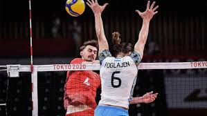 Jun 10, 2021 · bruno lima, nicolás lazo y santiago danani arribaron en rímini, italia, el pasado jueves con el objetivo de formar parte de la selección argentina que está compitiendo por la liga de las. En Voley Argentina Se Saco La Mufa Y Gano Un Partido Clave Ante Francia Telefe Bahia Blanca