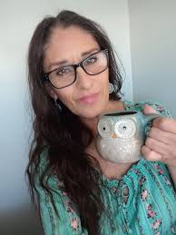 Good Morning! Happy Thankful Thursday. Enjoy your day 😊☕