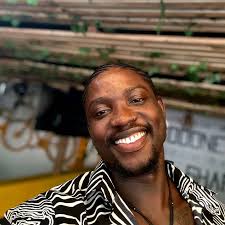 From the desk of Bobrisky to Nigerians….😍😍😍