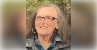 Laura Songer's Instagram, Twitter & Facebook