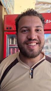 مفقودة محفظة في بهوت تحتوي على بطاقات وصور شخصية