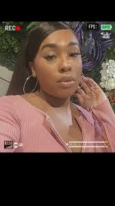 Mara Romanelli's Instagram, Twitter & Facebook