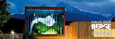 In der ausstellung vertikale wildnis hatten sie die tierwelt im wasser, in dunklen höhlen und am karstigen fels unter. National Park Centre Haus Der Berge In Berchtesgaden Internetangebot