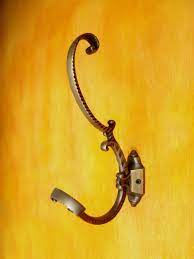 8 46 Inches Solid Brass Vintage Hook Hanger Victorian Etsy Vintage Hooks Hat Wall Screws And Bolts
