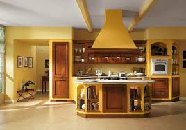 Wandfarbe Kuche Auswahlen 70 Ideen Wie Sie Eine Wohnliche Kuche Gestalten Italian Kitchen Design Yellow Kitchen Designs Yellow Kitchen