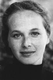 Laura Lenzi's Instagram, Twitter & Facebook