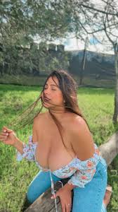 Yury Micole Aviianiiwater Gallery Milkshake Tube