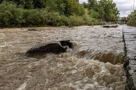 Unwetter in der schweiz/überall wasserfälle und überschwemmungen im tessin/ticino. Unwetter Sintflutartige Regenfalle Im Tessin Eindruckliches Bild Und Videomaterial Aus Dem Suden