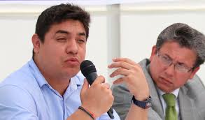 Apra: Militante asegura nuevos líderes, pero partido mantiene a vinculada a  Gerald Oropeza