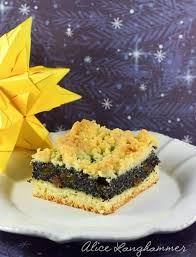 Ein Sachsischer Blechkuchen Wie Von Oma Ganz Wichtig Sind Hier Die Rumrosinen Die Machen Den Kuchen Herrlich Mohnkuchen Schlesischer Mohnkuchen Lecker Backen
