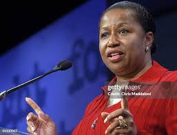 598 Carol Edwards Stock Photos, High-Res Pictures, and Images