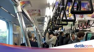 Maybe you would like to learn more about one of these? Cara Jepang Bikin Orang Makin Nyaman Naik Kereta