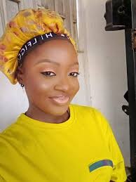 Whether he's RICH or POOR, your Role as a Woman is to be SUBMISSIVE to your  HUSBAND, he EARNED your RESPECT when he MARRIED you🙏