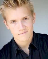 Caramelitos Varoniles Jr.: Unknown Hottie (JR): Kyle Dietz