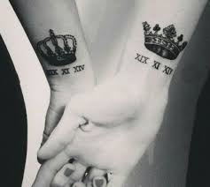 Tattoo De Couple Tatuaje Rey Y Reina Tatuajes De Amor Tatuajes De Parejas