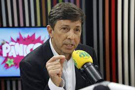 Stream joao amoedo by edmar camara from desktop or your mobile device. Amoedo A Economia Tomou Um Golpe Pelo Virus Nao Pela Quarentena Jovem Pan