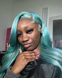 Brandi Renee's Instagram, Twitter & Facebook