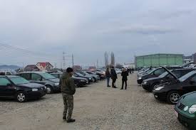 Angajam mecanic la mașini de cusut. Masinile La Mana A Doua Mai Ieftine Chiar Si Cu 20 In Targul De La Livezile De Ce Se Tem Oamenii Foto