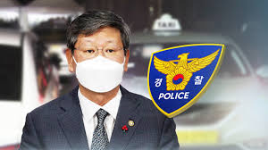 시사위크=김희원 기자 '택시기사 폭행' 논란에 휩싸인 이용구 법무부 차관이 결국 취임 6개월 만에. ê²½ì°° ì´ìš©êµ¬ í­í–‰ ë¬µì‚´ ìˆ˜ì‚¬ê´€ íŠ¹ìˆ˜ì§ë¬´ìœ ê¸°ë¡œ ìž…ê±´ Sbs ë‰´ìŠ¤