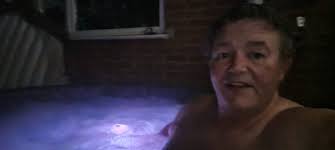 Lay-Z-Spa & Hot Tub Setups & Advice Group