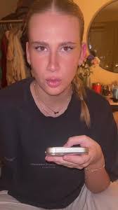 Francesca Nicholson's Instagram, Twitter & Facebook