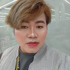 Job Resume: Weaponized aesthetic. Donuts, cuteness and vibes. Status: hired.