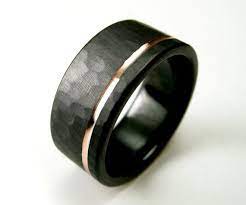 Hammered Men S Wedding Band Comfort Fit Interior Black Zirconium Rose Gold Ring Black Zirconium Ring Mens Wedding Rings Rings For Men