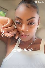 Instagram 用户 India McGee