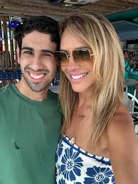 A memorial weekend to remember! Family, friends & fun! 😎🏝️👙  #MemorialDayWeekend2025