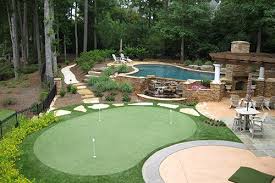 This backyard golf green in palm springs allows the owners to practice golf whenever they want. Tour Greens Outdoor Putting Greens